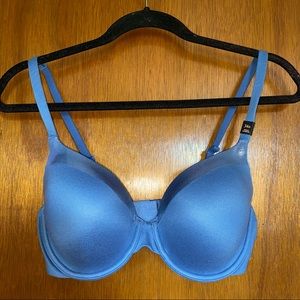 NWT 34D Victoria's Secret Bra